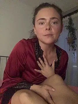 Snapshot of Mia_Winters chatting on October 21, 2025, 5:46 pm Mia Winters online show from October 21, 2025, 5:46 pm