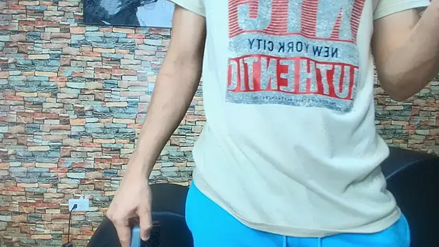 lisa andruu online show from November 1, 2025, 1:46 pm