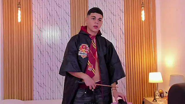 james jonnes online show from October 31, 2025, 7:59 pm