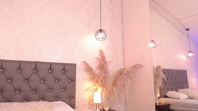 Snapshot of Sabriinaa_Foxx chatting on April 10, 2026, 1:16 pm Sabriinaa Foxx online show from April 10, 2026, 1:16 pm