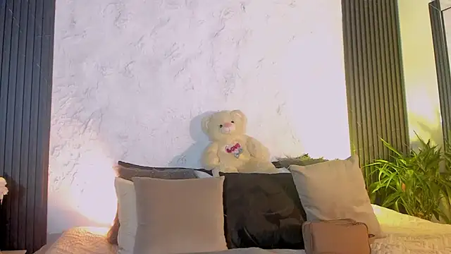 joselin rouse online show from October 9, 2025, 11:52 am