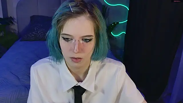 Snapshot of MorgyAsuna_ chatting on October 7, 2025, 8:39 pm MorgyAsuna online show from October 7, 2025, 8:39 pm