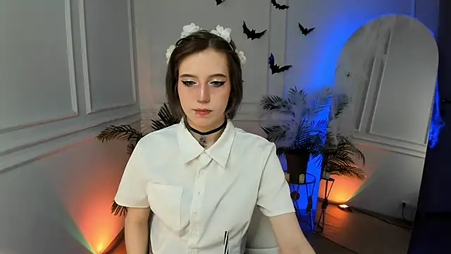 Snapshot of MorgyAsuna_ chatting on October 23, 2025, 1:32 pm MorgyAsuna online show from October 23, 2025, 1:32 pm