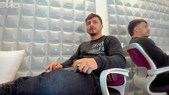 Snapshot of Jack_Daniel__ chatting on October 3, 2025, 4:59 pm Jack Daniel online show from October 3, 2025, 4:59 pm