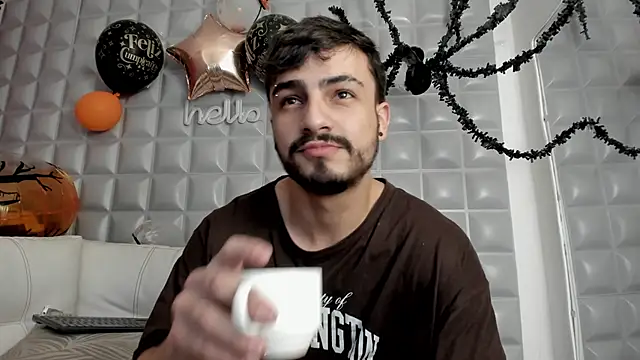 Snapshot of Jack_Daniel__ chatting on October 22, 2025, 3:34 pm Jack Daniel online show from October 22, 2025, 3:34 pm