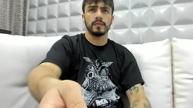 Snapshot of Jack_Daniel__ chatting on November 4, 2025, 5:23 pm Jack Daniel online show from November 4, 2025, 5:23 pm