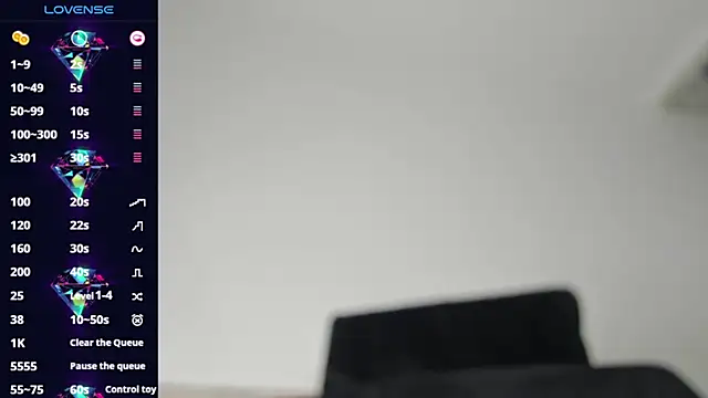 Snapshot of LUSKYANOVA chatting on November 3, 2025, 5:42 am LUSKYANOVA online show from November 3, 2025, 5:42 am