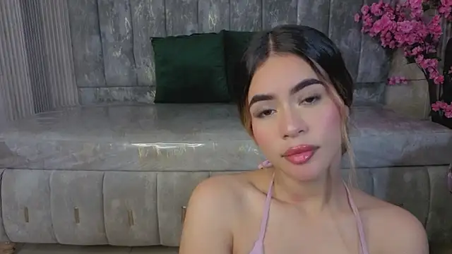 lilith4 s online show from May 16, 2026, 1:32 pm