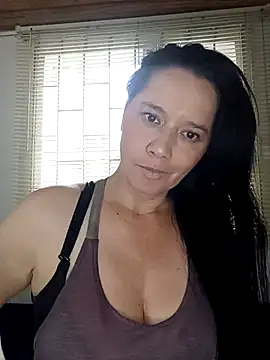 Snapshot of Miranda018 chatting on September 14, 2025, 9:25 pm Miranda018 online show from September 14, 2025, 9:25 pm