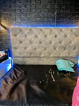 Isabella-Teen online show from October 5, 2025, 2:32 am