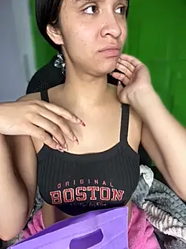 Isabella-Teen online show from October 13, 2025, 2:11 am