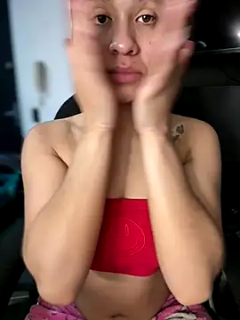 Isabella-Teen online show from October 14, 2025, 2:23 am