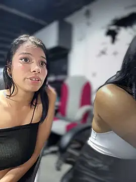 Isabella-Teen online show from May 24, 2026, 12:59 am