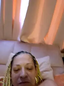 CherryLips80 online show from January 15, 2026, 6:00 pm