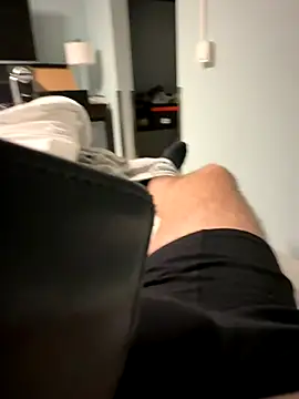 Snapshot of maxh08625 chatting on October 2, 2025, 8:49 pm maxh08625 online show from October 2, 2025, 8:49 pm