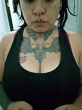 agnesvela online show from February 27, 2026, 5:07 am