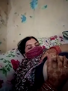 Snapshot of Love-890 chatting on October 12, 2025, 10:14 am Love-890 online show from October 12, 2025, 10:14 am