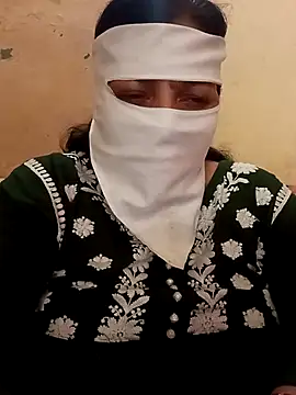 Snapshot of Love-890 chatting on October 30, 2025, 4:14 am Love-890 online show from October 30, 2025, 4:14 am