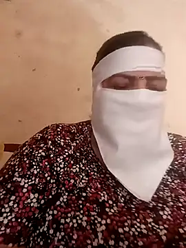 Snapshot of Love-890 chatting on November 4, 2025, 4:22 am Love-890 online show from November 4, 2025, 4:22 am