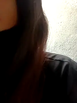 Aaisha-16 online show from November 7, 2025, 2:44 am