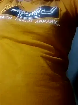 Snapshot of sweet_bella16 chatting on October 6, 2025, 8:39 pm sweet bella16 online show from October 6, 2025, 8:39 pm