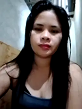 Snapshot of sweet_bella16 chatting on October 24, 2025, 11:28 am sweet bella16 online show from October 24, 2025, 11:28 am