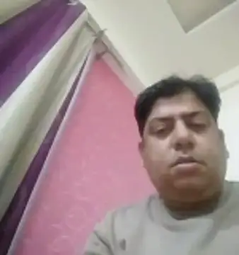 Love40777 online show from February 19, 2026, 6:04 pm