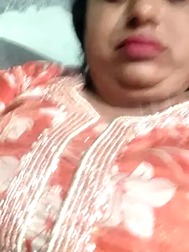 Snapshot of Mmm143 chatting on March 7, 2026, 3:58 am Mmm143 online show from March 7, 2026, 3:58 am