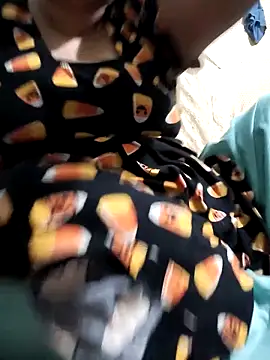 Snapshot of Mmm143 chatting on March 24, 2026, 11:21 pm Mmm143 online show from March 24, 2026, 11:21 pm