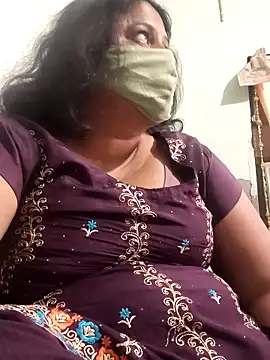 Snapshot of Mmm143 chatting on March 27, 2026, 8:37 am Mmm143 online show from March 27, 2026, 8:37 am