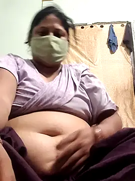 Snapshot of Mmm143 chatting on March 28, 2026, 6:51 pm Mmm143 online show from March 28, 2026, 6:51 pm