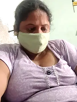 Snapshot of Mmm143 chatting on April 11, 2026, 7:02 am Mmm143 online show from April 11, 2026, 7:02 am