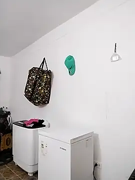 Alex man23 online show from December 3, 2025, 3:10 pm