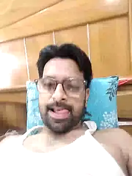 Snapshot of mohsin99272 chatting on September 27, 2025, 10:42 am mohsin99272 online show from September 27, 2025, 10:42 am