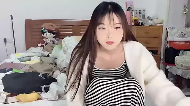 Akong11 online show from October 26, 2025, 12:44 pm