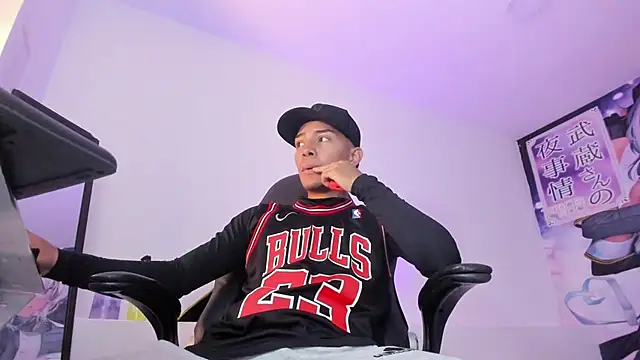 Hunteer Boy online show from October 16, 2025, 9:27 pm