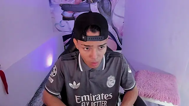 Hunteer Boy online show from October 25, 2025, 3:47 am