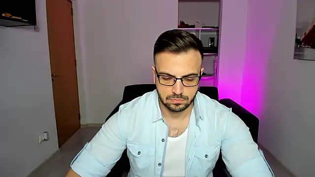 Snapshot of Jace_Thorne chatting on October 12, 2025, 2:38 pm Jace Thorne online show from October 12, 2025, 2:38 pm