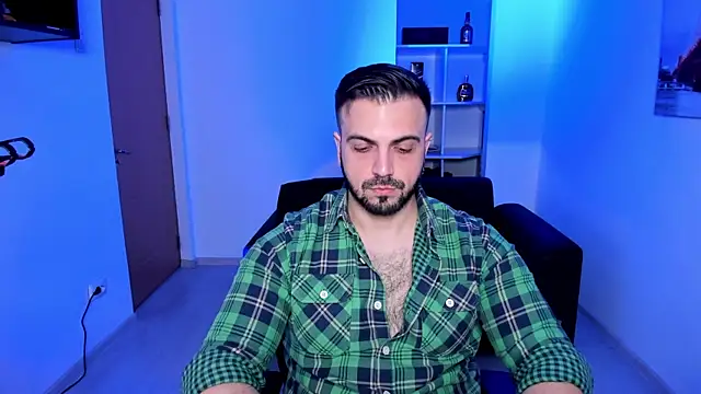 Jace Thorne online show from November 23, 2025, 11:37 pm