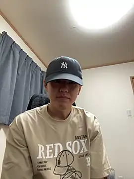 Snapshot of KAMESAN08 chatting on October 22, 2025, 7:19 am KAMESAN08 online show from October 22, 2025, 7:19 am