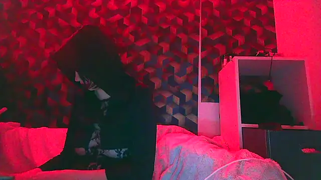 Snapshot of MaitresseMermaid chatting on October 31, 2025, 6:31 pm MaitresseMermaid online show from October 31, 2025, 6:31 pm