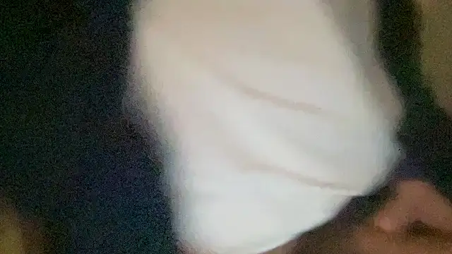 23istanblue23 online show from February 8, 2026, 10:24 pm