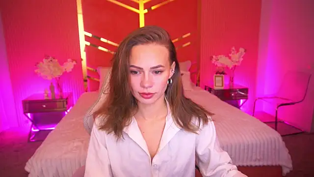 Snapshot of ShyySiren chatting on November 1, 2025, 8:27 am ShyySiren online show from November 1, 2025, 8:27 am