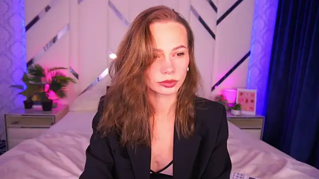 Snapshot of ShyySiren chatting on November 8, 2025, 3:01 pm ShyySiren online show from November 8, 2025, 3:01 pm