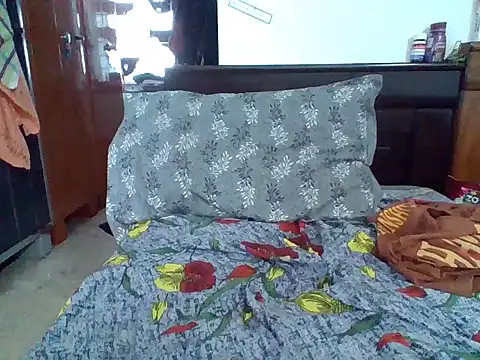 Snapshot of vikranthLong chatting on September 17, 2025, 5:09 am vikranthLong online show from September 17, 2025, 5:09 am