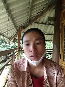 lily-00 online show from November 6, 2025, 4:35 am