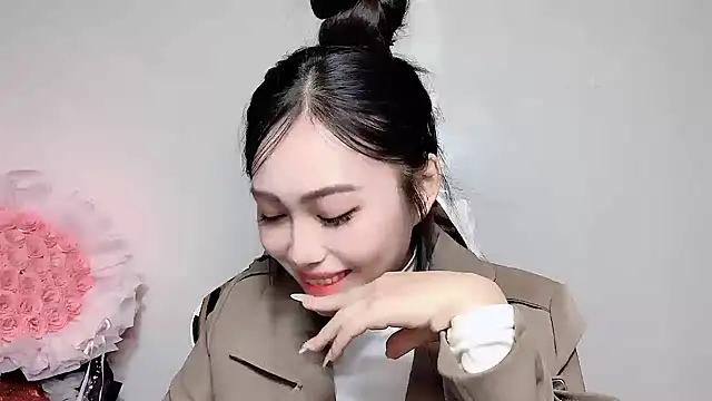 Lyly4757 online show from January 14, 2026, 5:57 am