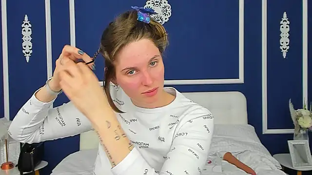 Snapshot of SabrinaRayX chatting on October 22, 2025, 12:38 pm SabrinaRayX online show from October 22, 2025, 12:38 pm