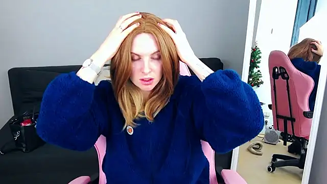 SabrinaRayX online show from December 4, 2025, 10:24 am