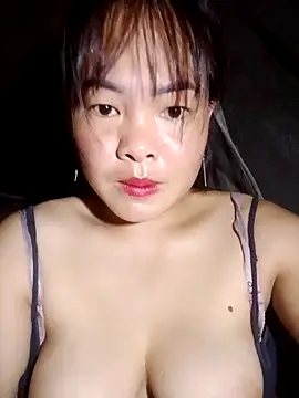 emilyzz online show from October 3, 2025, 10:29 pm